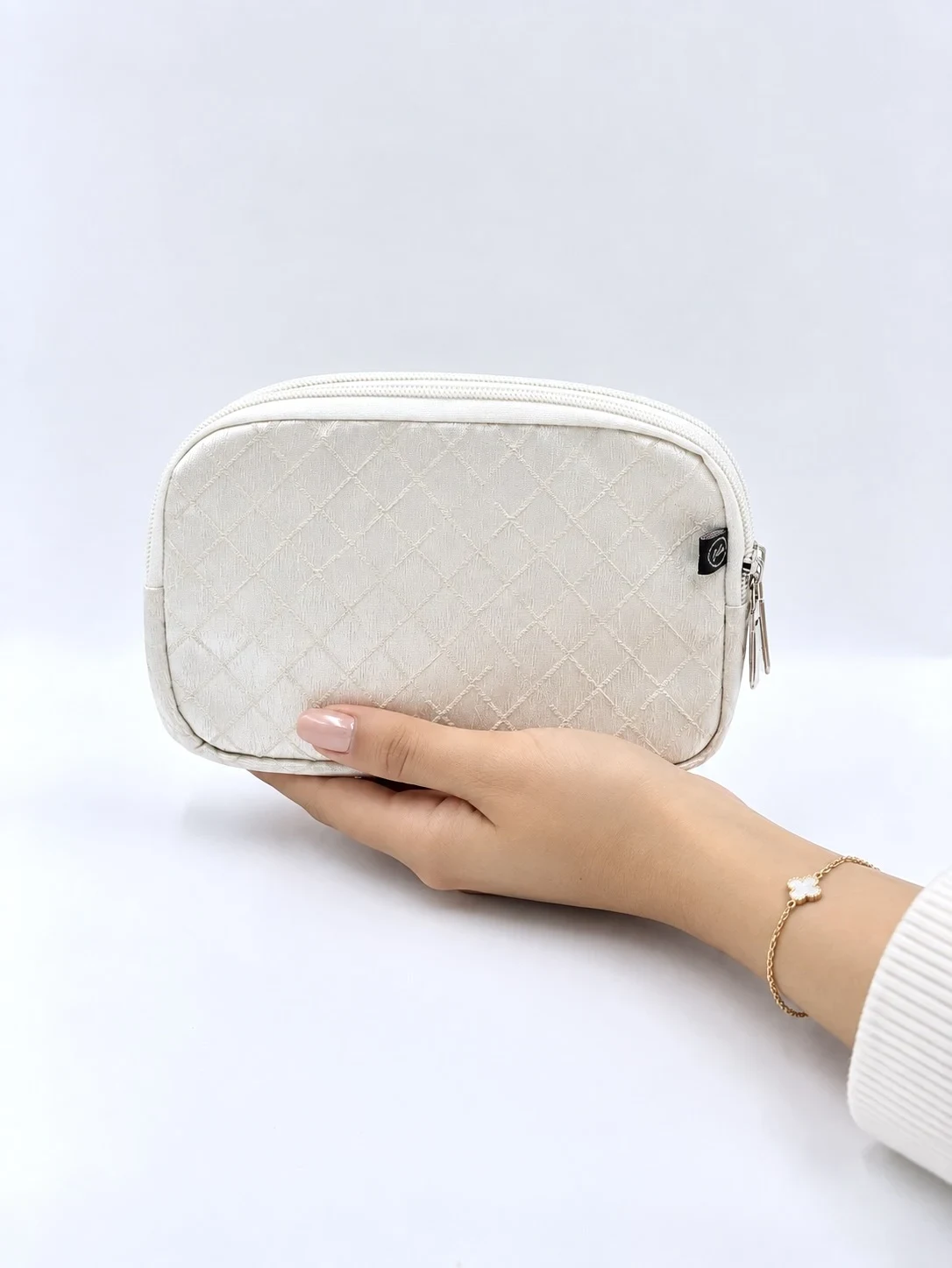 Kesar Travel Pouch Medium 3