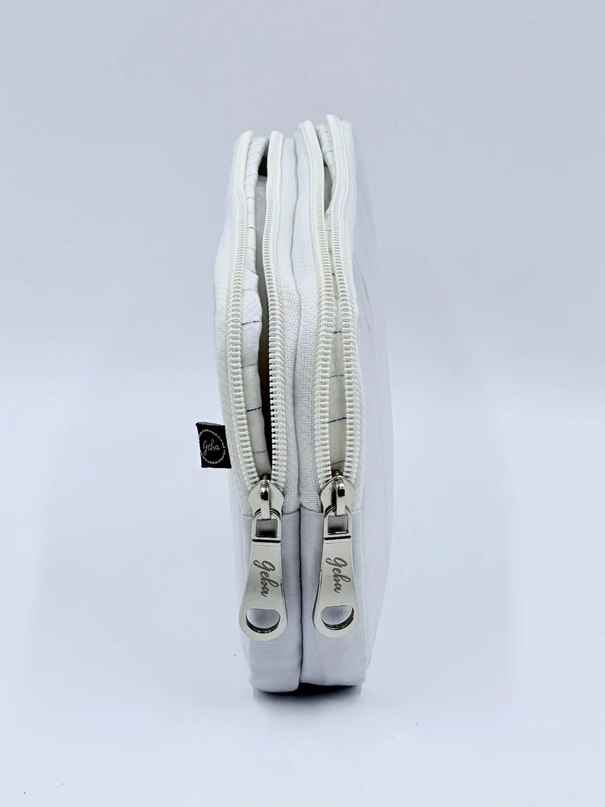 Kesar Travel Pouch Medium 2