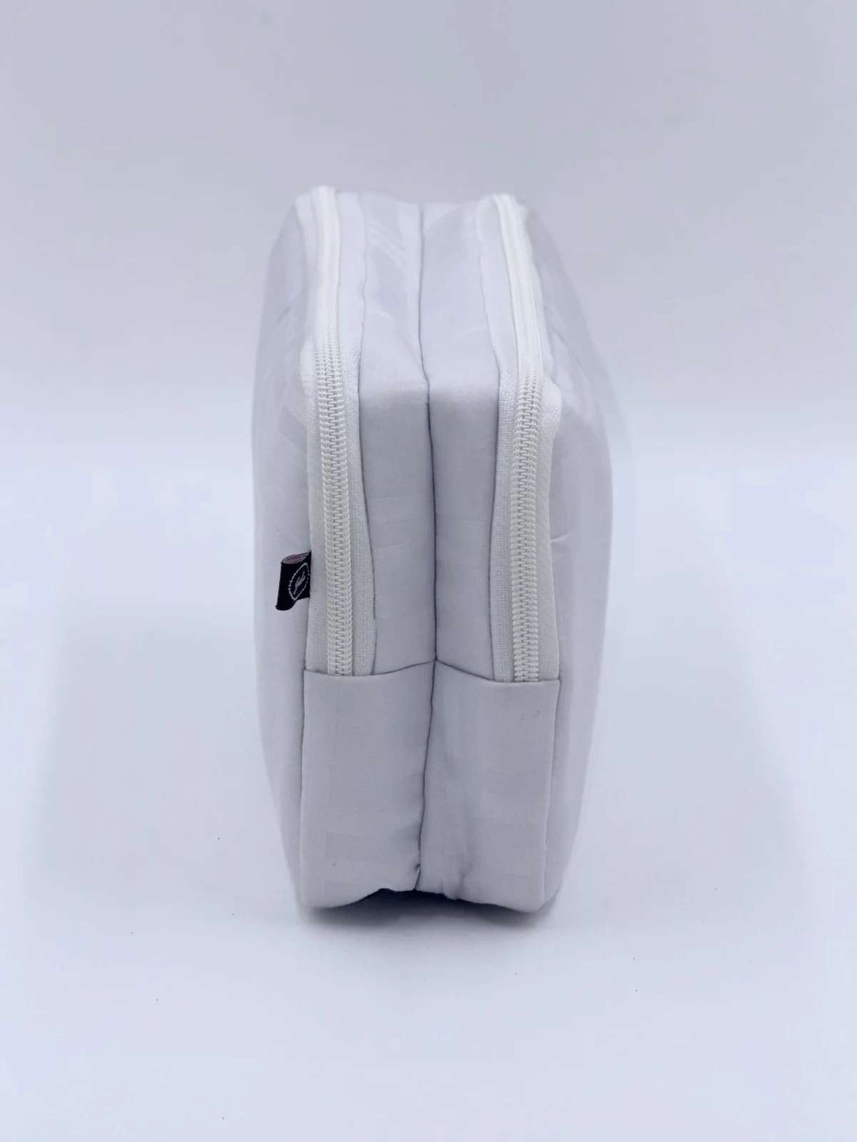 Kesar Travel Pouch Large 4