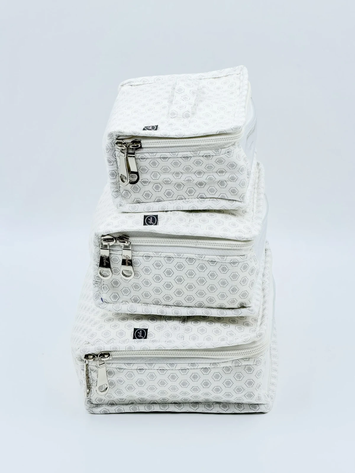 Bela Set: of 3 3