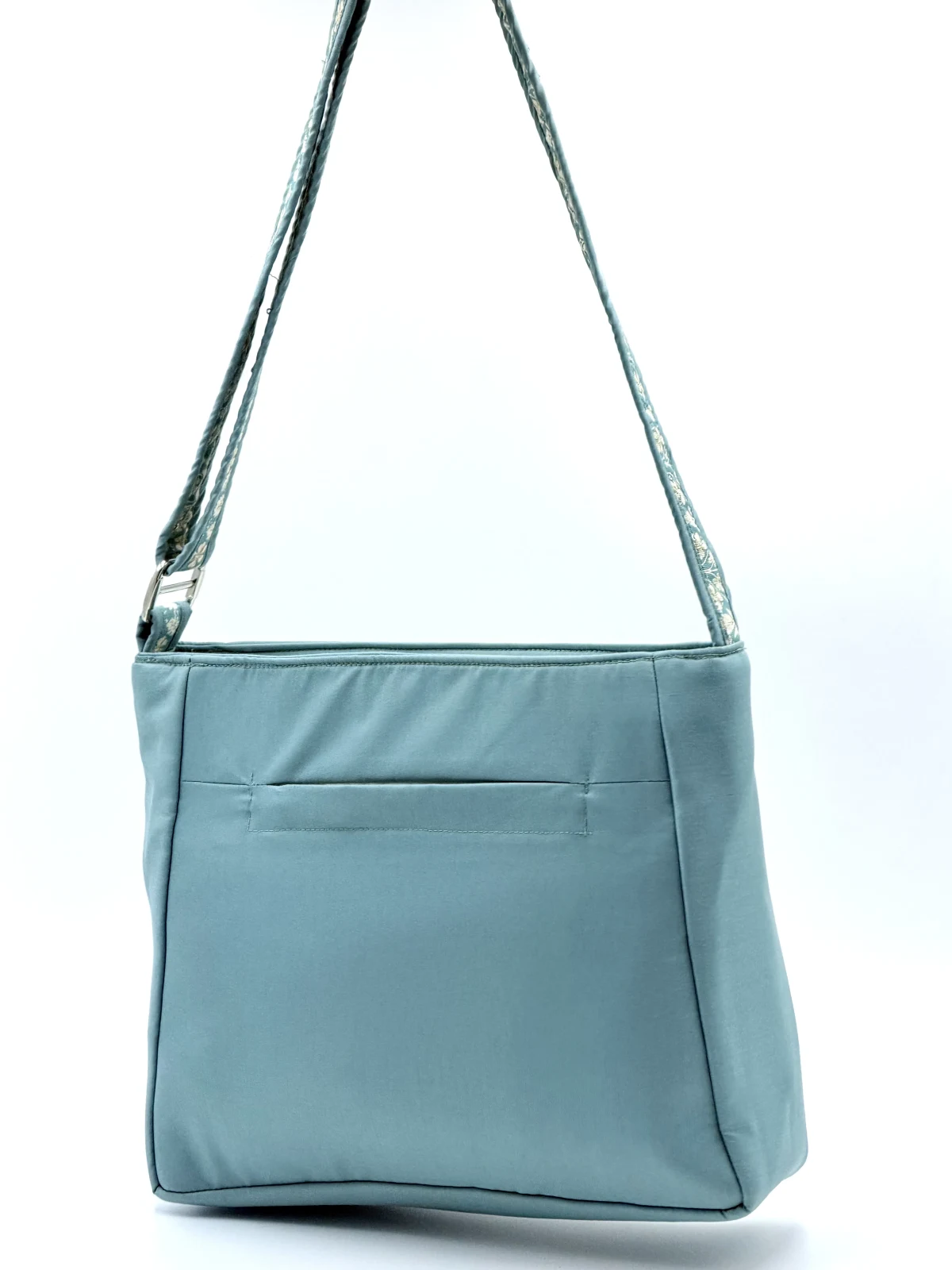 Noor Sling image 5