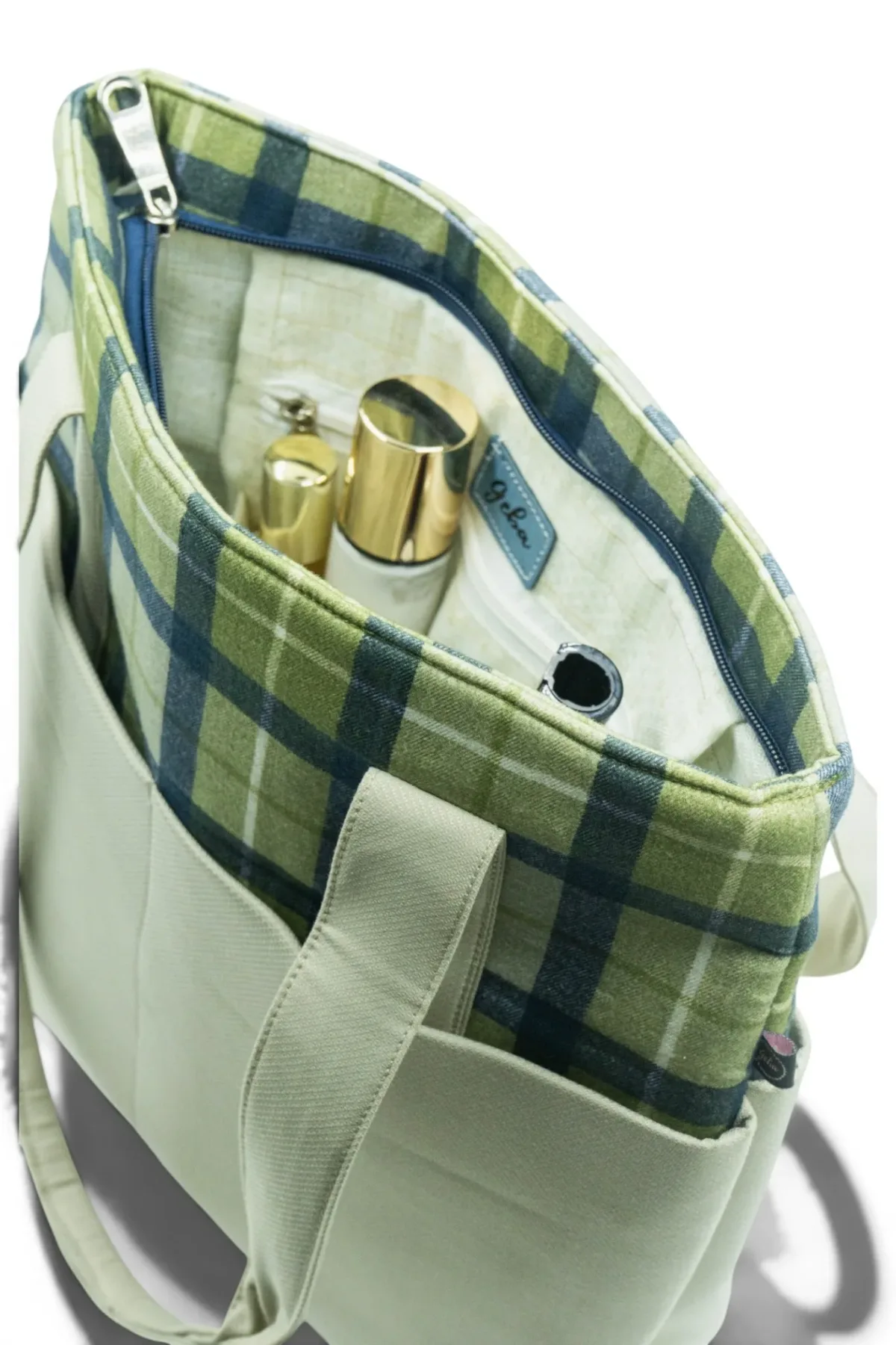 Gul Tote 2