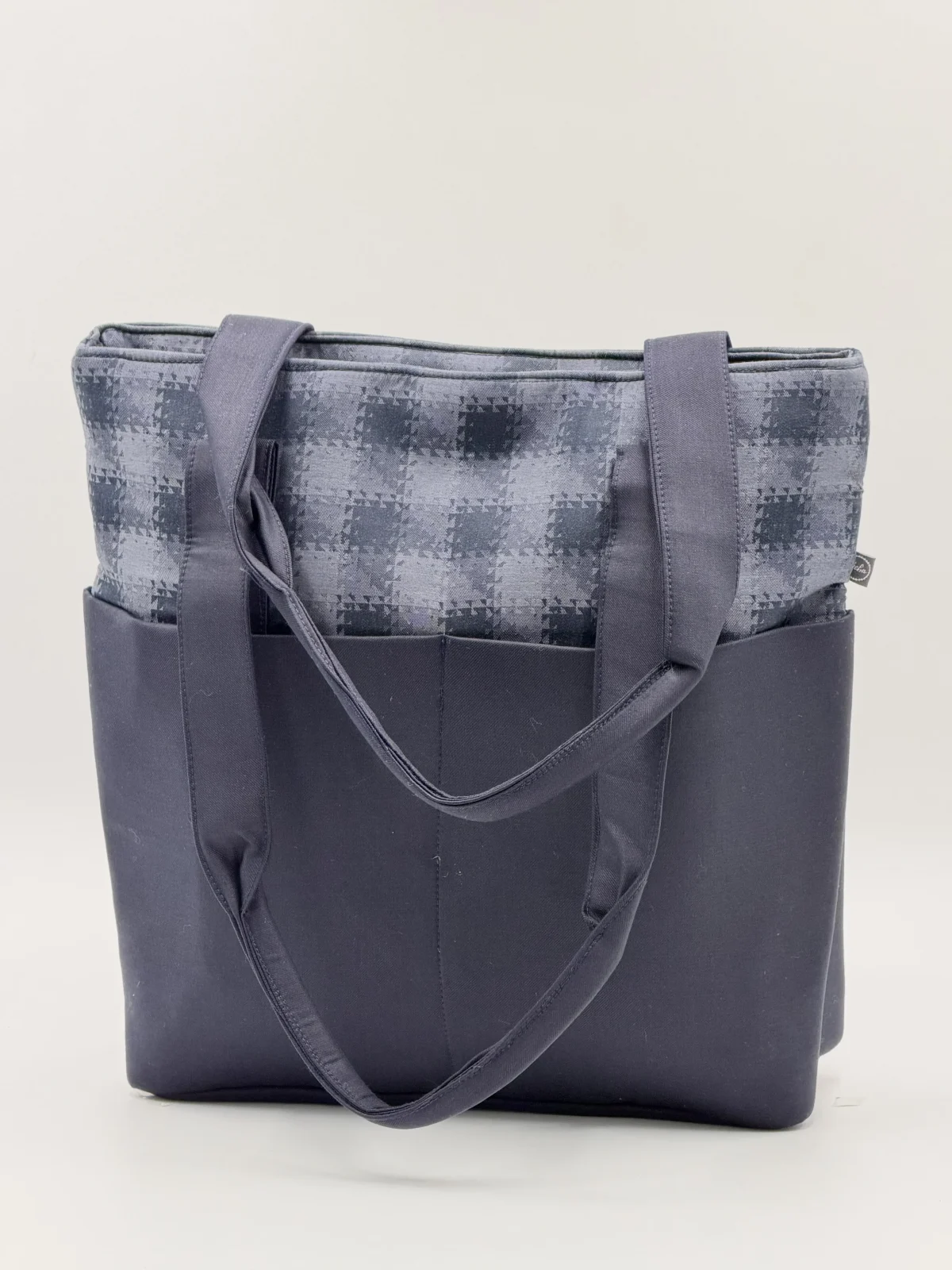 Gul Tote 4