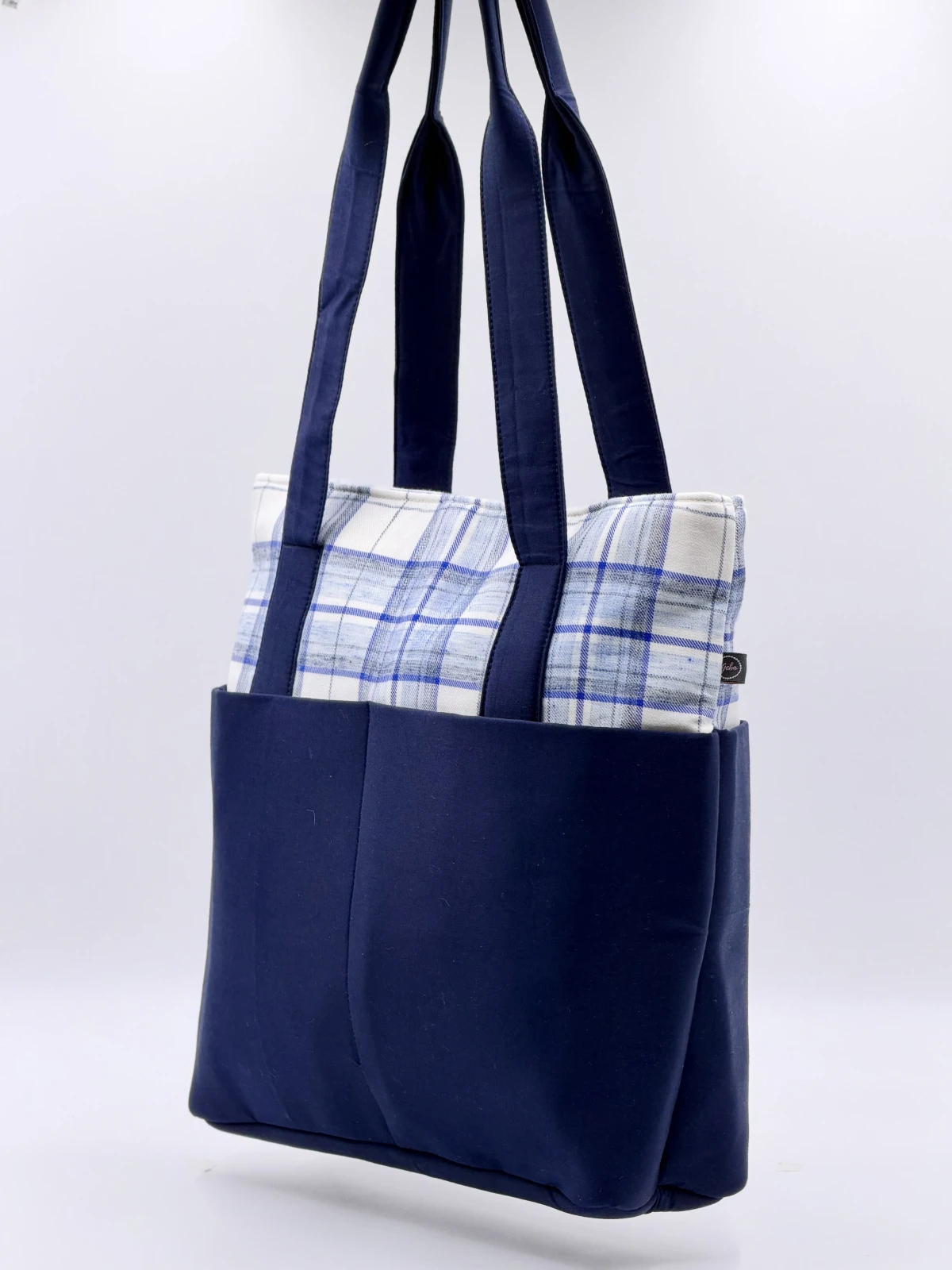Gul Tote 4