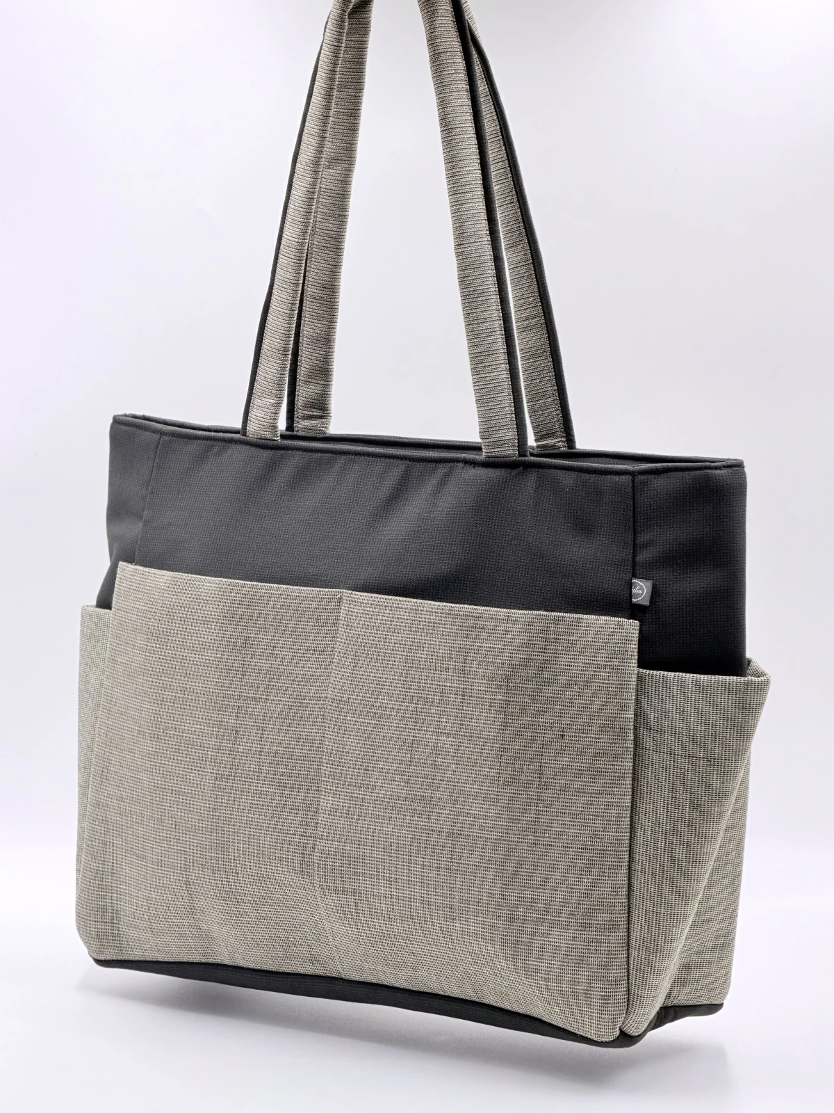 Gulmohar Carryall Medium 2