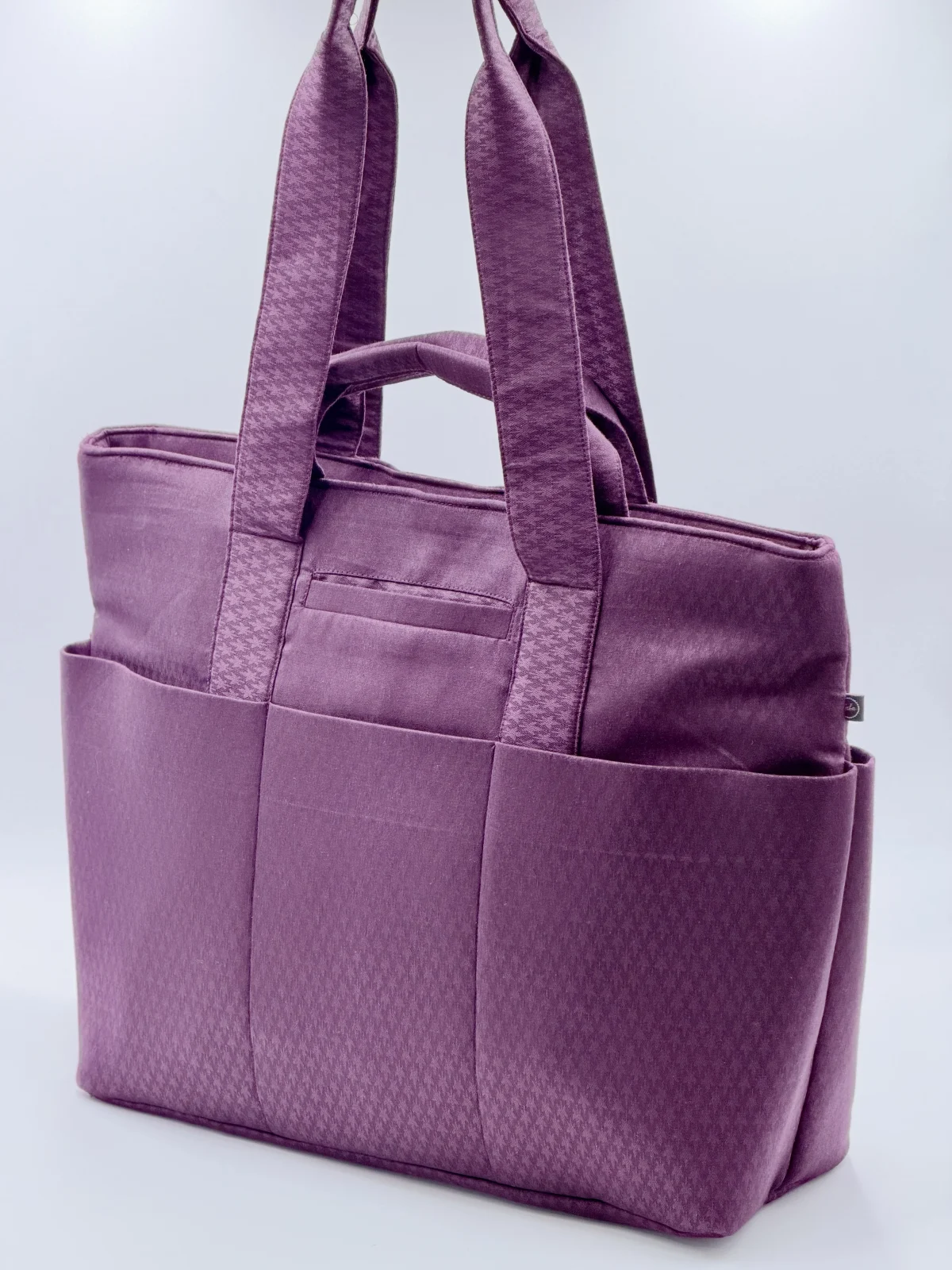 Madhumalti Carryall 2