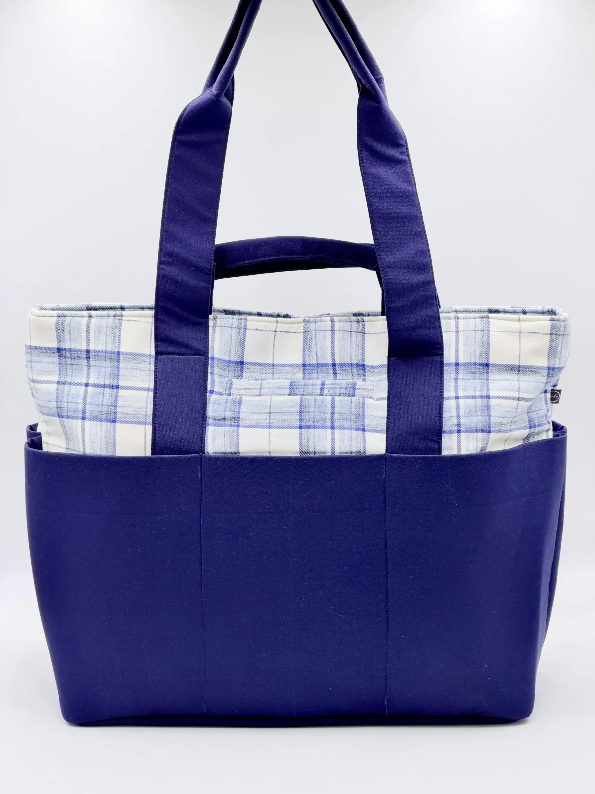 Madhumalti Carryall 1