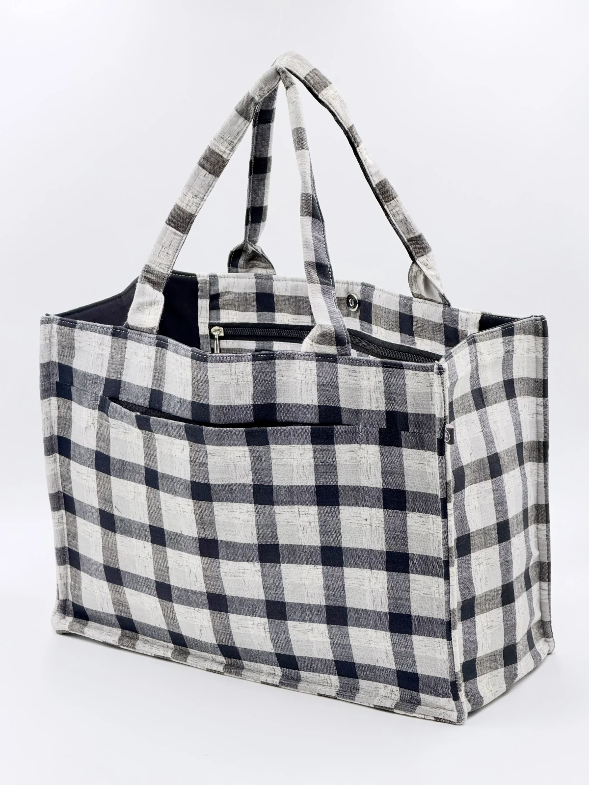 Magnolia Tote image 3