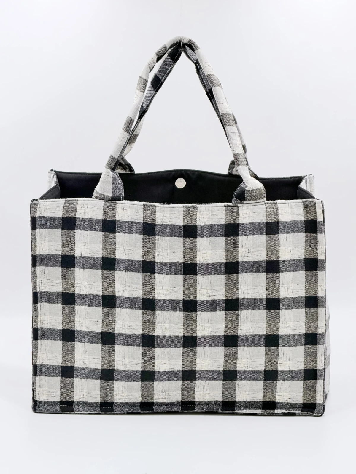 Magnolia Tote image 1