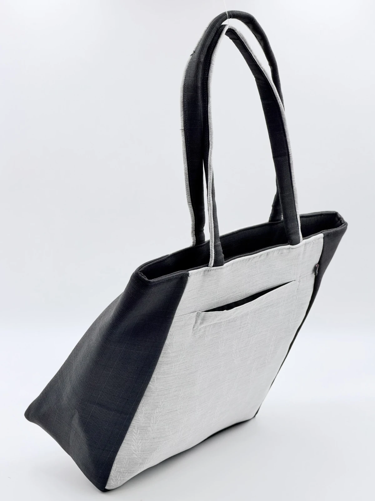 Nishigandha Tote 3