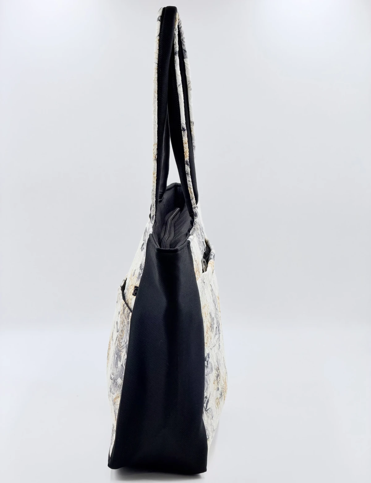 Nishigandha Tote image 2