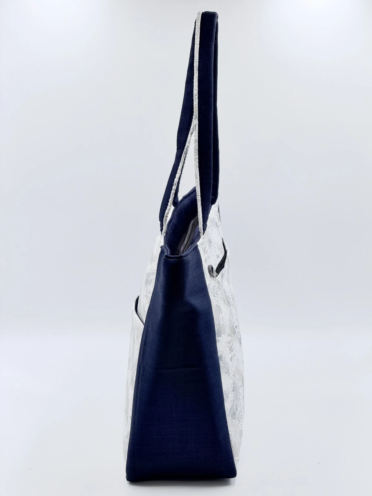 Nishigandha Tote 2
