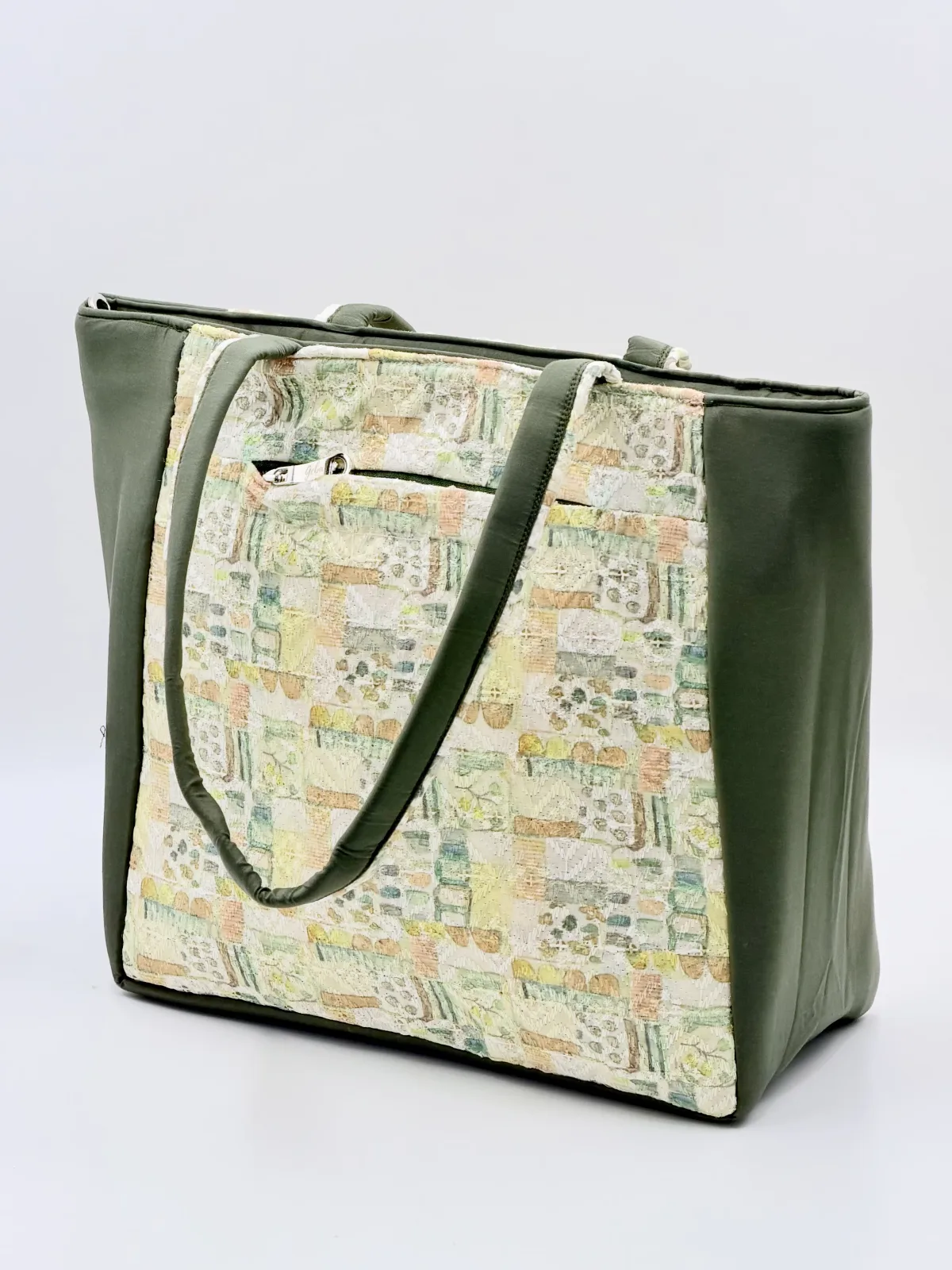 Nishigandha Tote 4