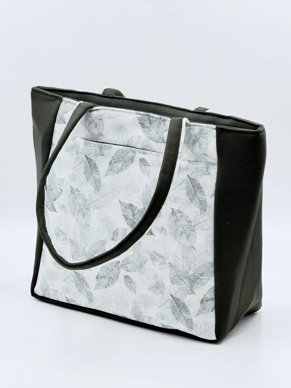 Nishigandha Tote image 4