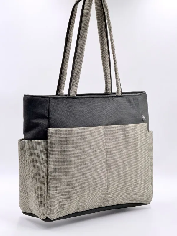 Gulmohar Carryall Medium thumbnail 4