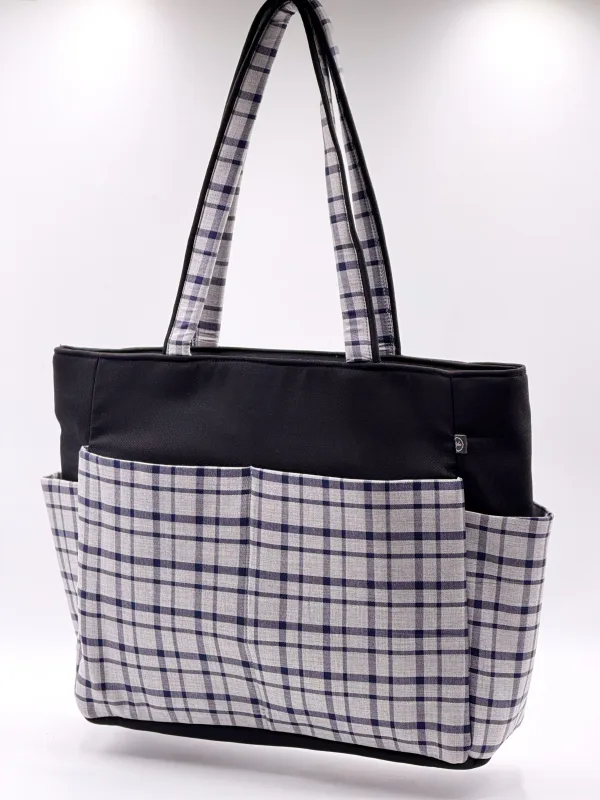 Gulmohar Carryall Medium thumbnail 4