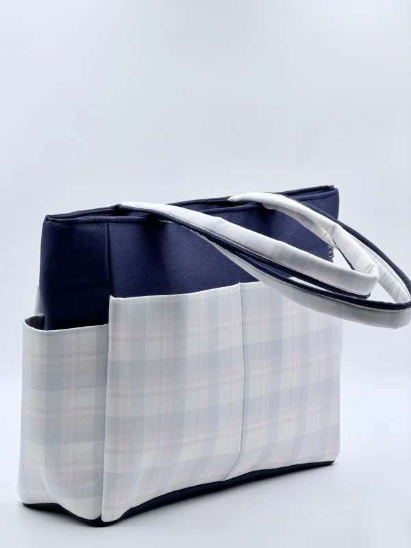 Gulmohar Carryall Medium thumbnail 5