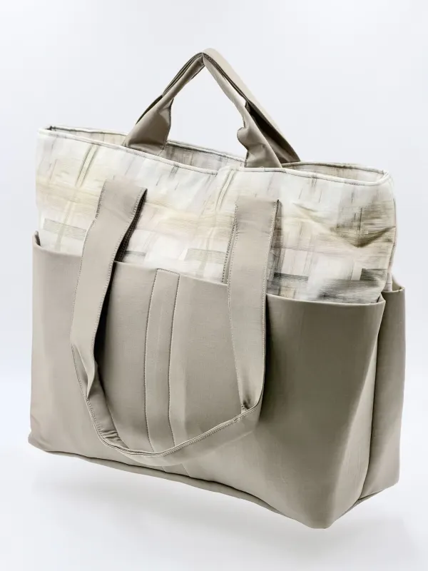 Madhumalti Carryall thumbnail 3