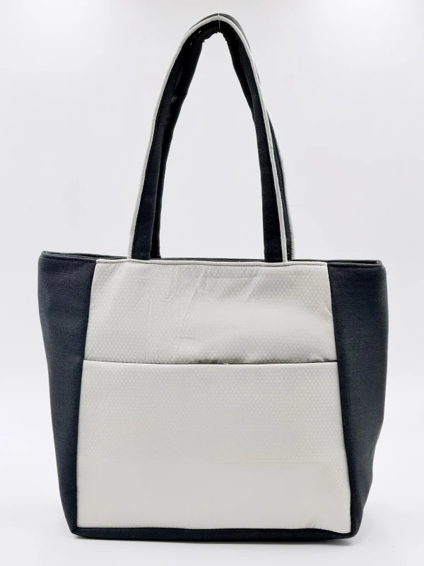 Nishigandha Tote thumbnail 4