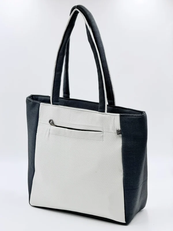 Nishigandha Tote thumbnail 5