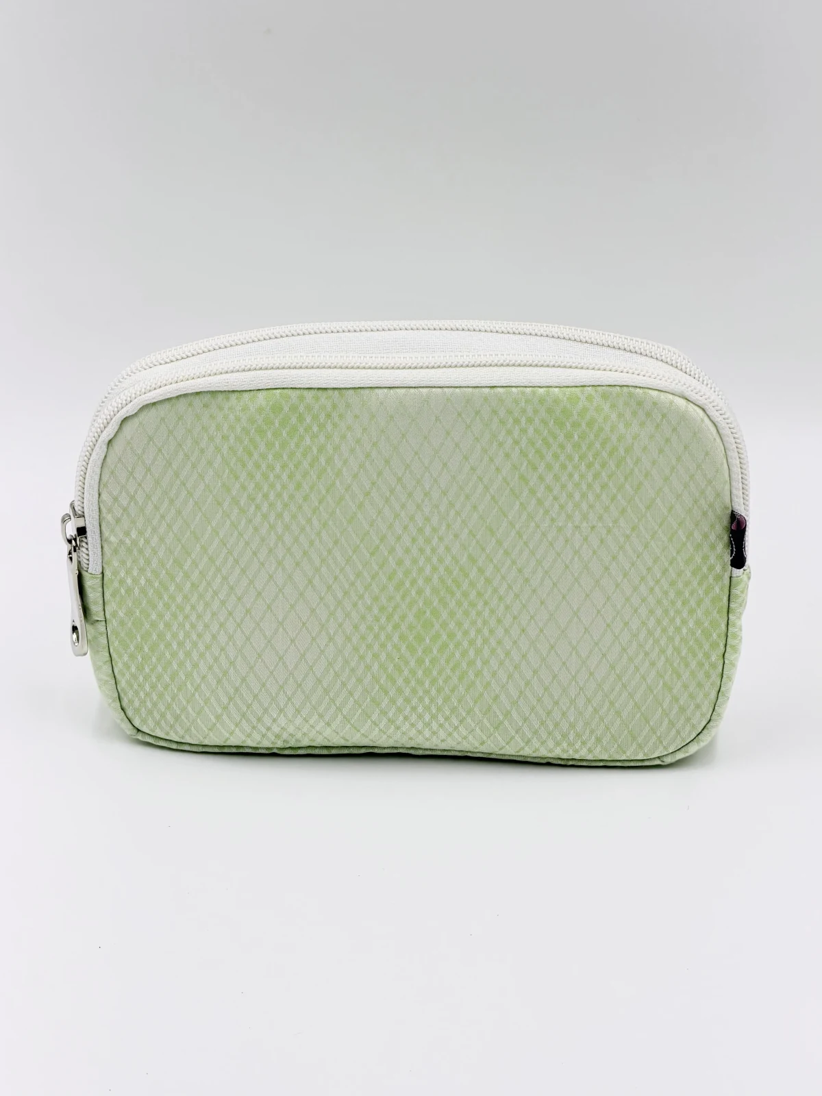 Kesar Travel Pouch - Kesar Travel Pouch Medium - GEBA-KESAR-0117 — Organisers & Storage › Kesar Travel Pouch › Kesar Travel Pouch Medium (Photo 1 of 3)