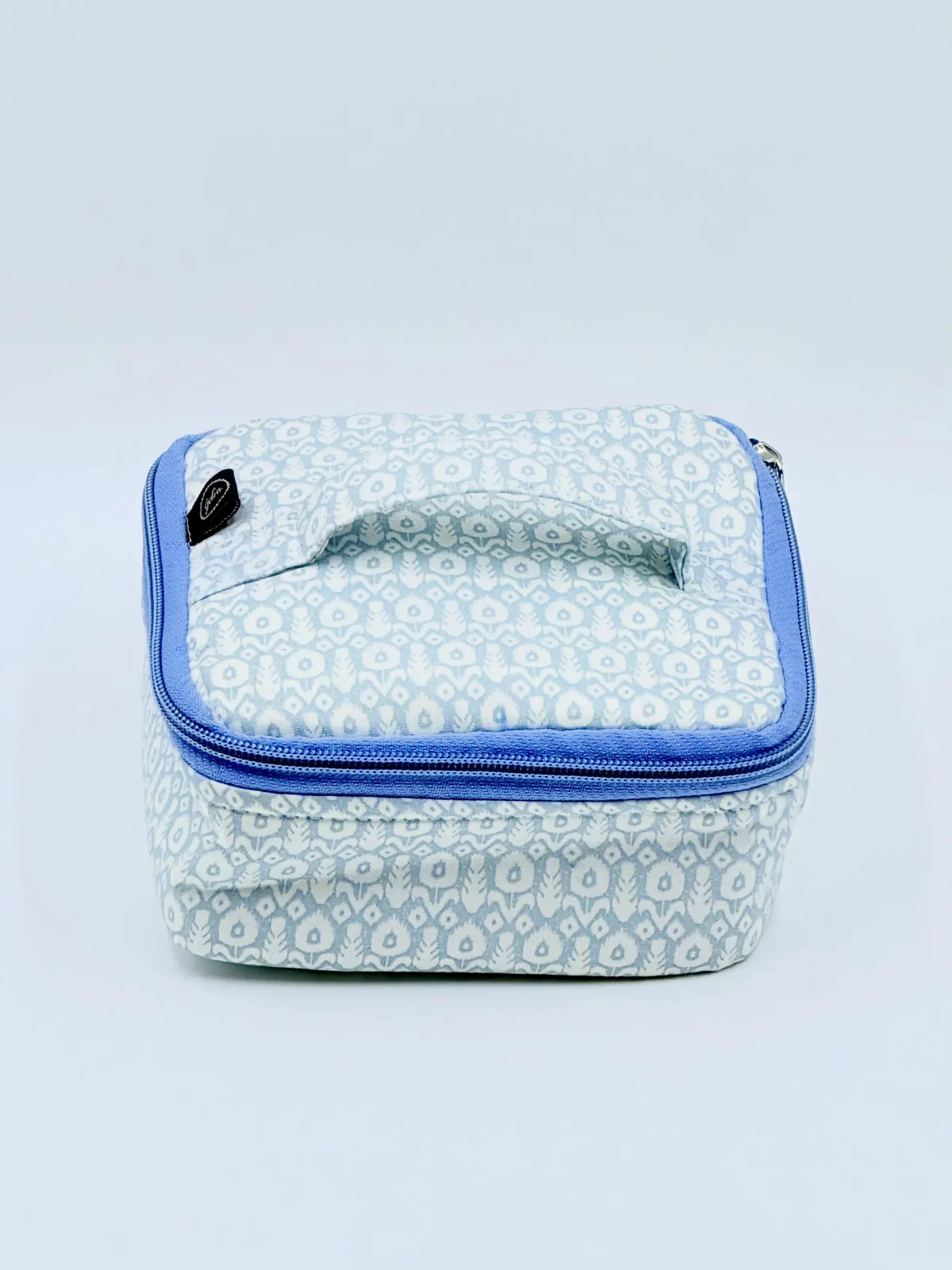 Juhi Organiser - Juhi Organiser Medium - GEBA-JUHI-0104 — Organisers & Storage › Juhi Organiser › Juhi Organiser Medium (Photo 1 of 5)