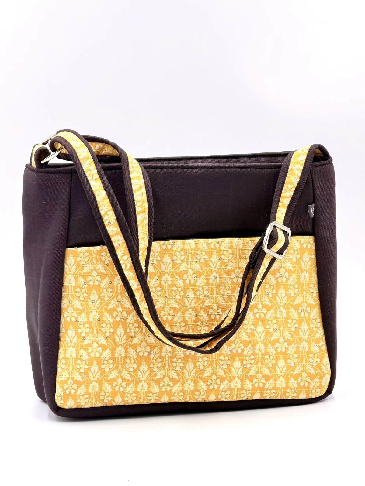 Noor Sling - GEBA-NOOR-0014 — Slings & Crossbodies › Noor Sling (Photo 1 of 4)