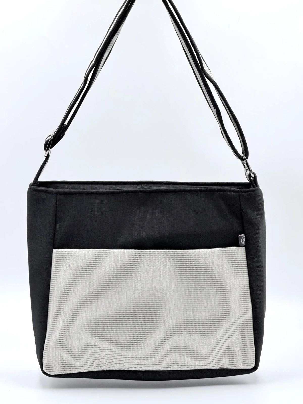 Noor Sling - GEBA-NOOR-0009 — Slings & Crossbodies › Noor Sling (Photo 1 of 4)