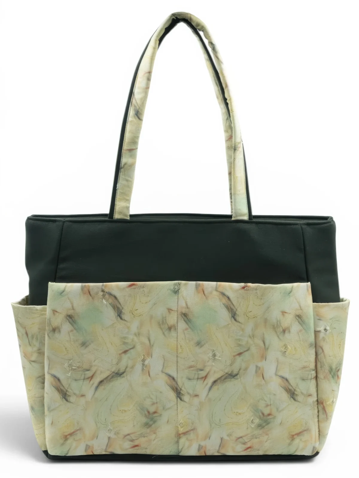 Gulmohar Carryall - Gulmohar Carryall Medium - GEBA-GULMOHAR-0106 — Totes & Carryalls › Gulmohar Carryall › Gulmohar Carryall Medium (Photo 1 of 3)