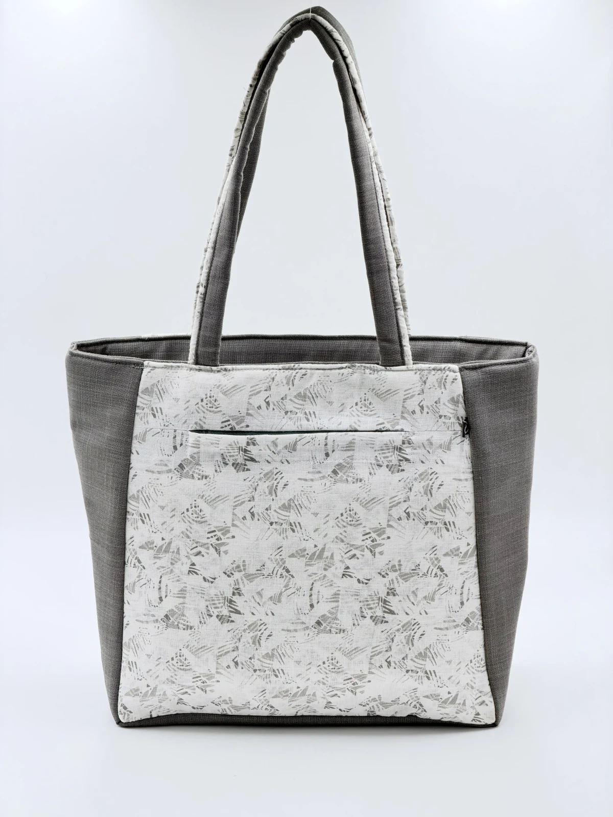 Nishigandha Tote - GEBA-NISHIGANDHA-0001 — Totes & Carryalls › Nishigandha Tote (Photo 1 of 5)