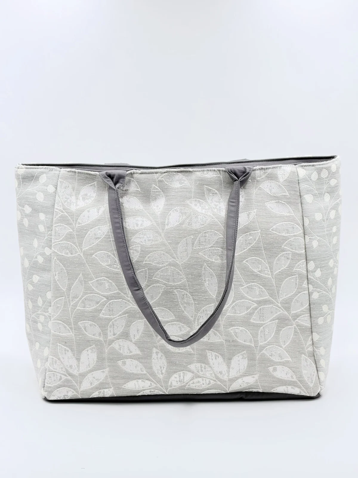 Peony Everyday Tote - Peony Everyday Tote Large - GEBA-PEONY-0009 — Totes & Carryalls › Peony Everyday Tote › Peony Everyday Tote Large (Photo 1 of 5)