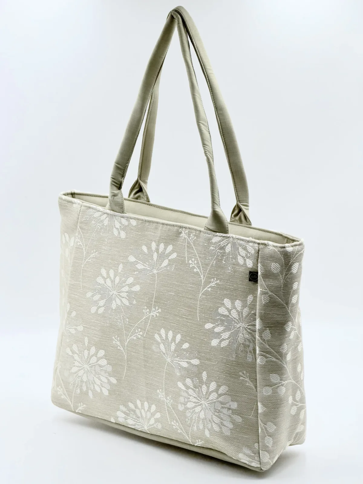 Peony Everyday Tote - Peony Everyday Tote Medium - GEBA-PEONY-0108 — Totes & Carryalls › Peony Everyday Tote › Peony Everyday Tote Medium (Photo 1 of 5)